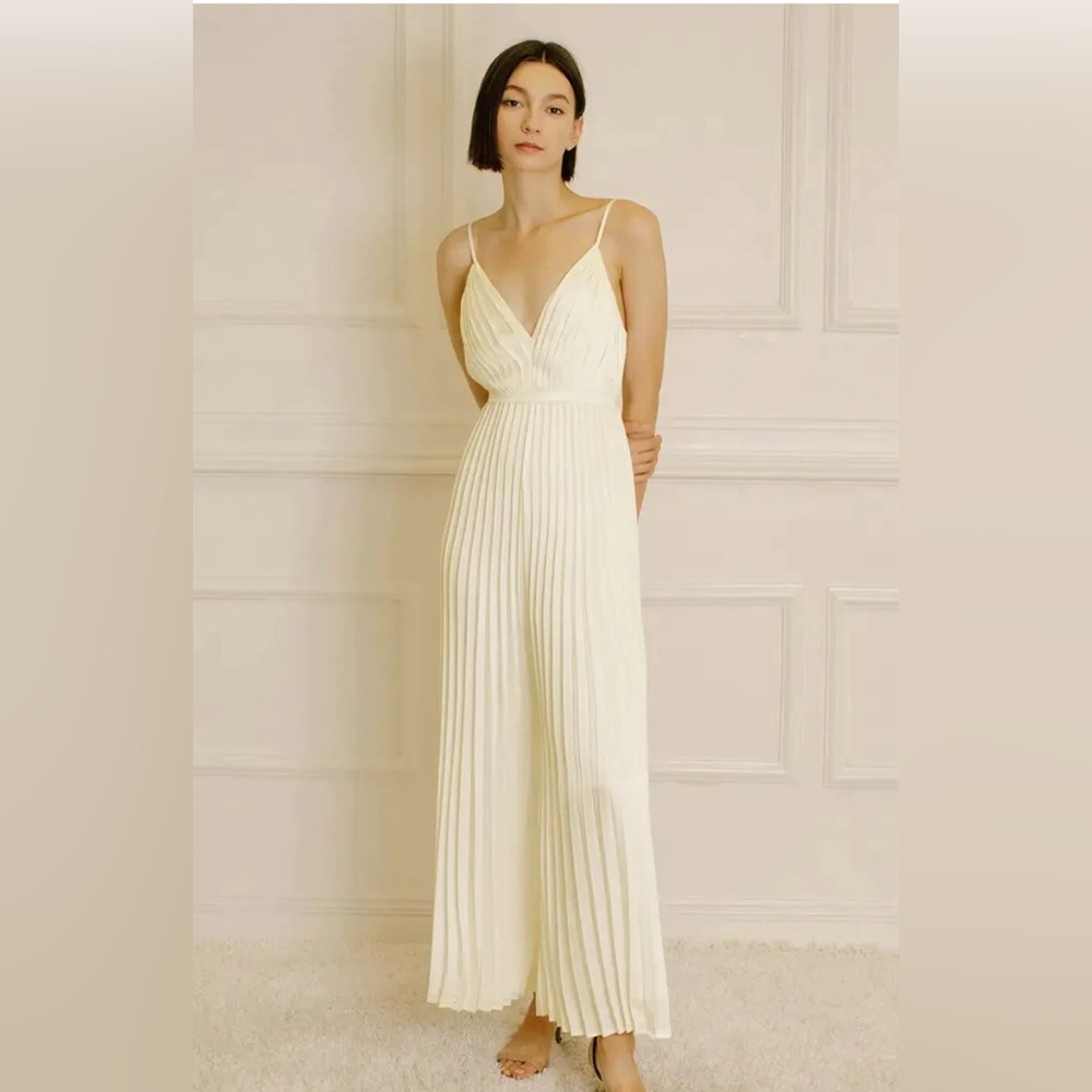 NWT Ivory WhitePleated Satin Wide Leg Jumpsuit